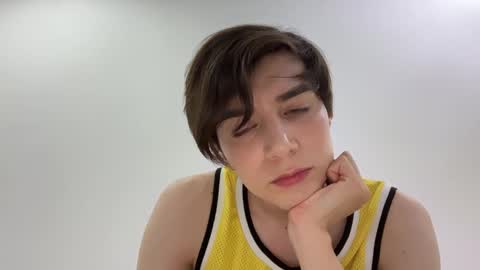 Sergio online show from October 2025 02:08:02 AM