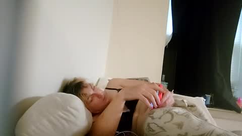 Snapshot of opalockajoe chatting on December 2024 06:46:02 PM TsJojo online show from December 2024 06:46:02 PM