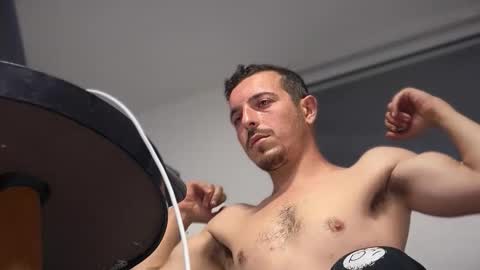 or online show from October 2025 03:12:01 PM