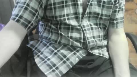 Ore online show from November 2025 10:44:02 PM