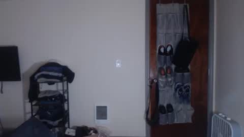 Snapshot of oregon87 chatting on April 2026 12:28:01 AM The Oregon Lumberjack online show from April 2026 12:28:01 AM