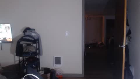 Snapshot of oregon87 chatting on May 2026 02:40:02 AM The Oregon Lumberjack online show from May 2026 02:40:02 AM