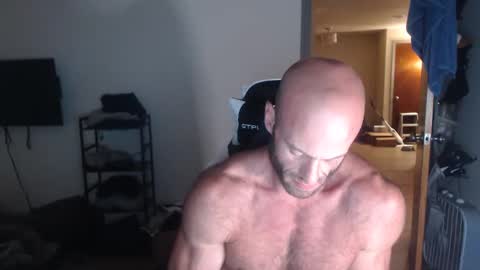 Snapshot of oregon87 chatting on May 2026 06:18:02 AM The Oregon Lumberjack online show from May 2026 06:18:02 AM