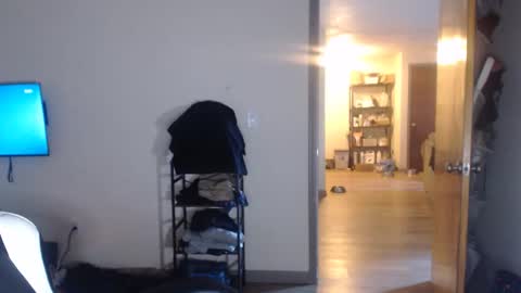 Snapshot of oregon87 chatting on May 2026 01:02:02 AM The Oregon Lumberjack online show from May 2026 01:02:02 AM