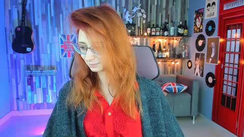 Orianna -  Hi Im into geek culture cosplay crafting LARP games. Shall we play DnD online show from December 2024 09:07:02 AM