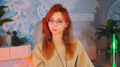 Orianna -  Hi Im into geek culture cosplay crafting LARP games. Shall we play DnD online show from December 2024 04:49:01 PM