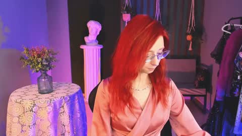 Orianna -  Hi Im into geek culture cosplay crafting LARP games. Shall we play DnD online show from January 2025 12:13:02 PM