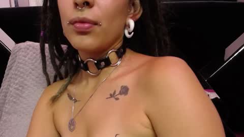 Snapshot of orianna_bodmod chatting on January 2025 10:31:01 AM ORIANNA online show from January 2025 10:31:01 AM