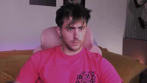 Snapshot of oscar_miller_ chatting on September 2025 09:04:02 PM Oscar online show from September 2025 09:04:02 PM