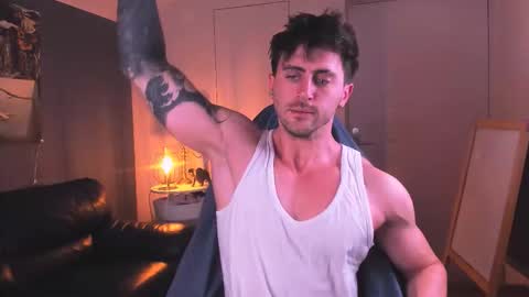 Snapshot of oscar_miller_ chatting on September 2025 09:26:02 PM Oscar online show from September 2025 09:26:02 PM