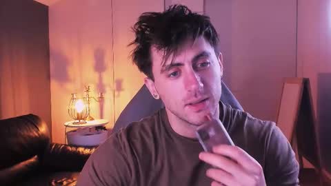 Snapshot of oscar_miller_ chatting on September 2025 09:16:02 PM Oscar online show from September 2025 09:16:02 PM