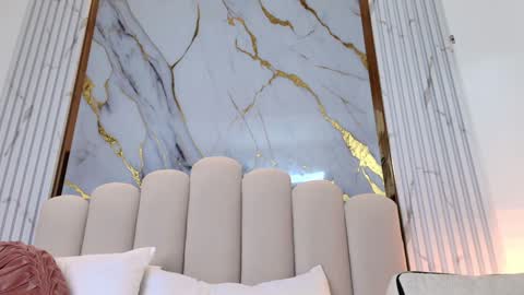 Oshun  online show from February 2025 03:09:01 PM