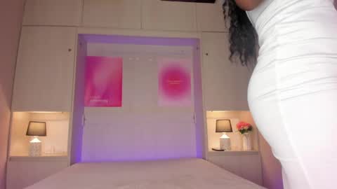 oshun_444 online show from May 2026 12:13:01 PM