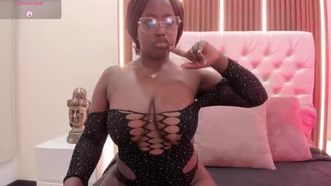 Oshun online show from October 2025 04:44:02 AM