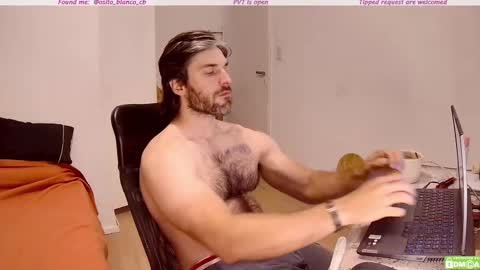 Snapshot of osito_blanco chatting on October 2025 12:58:01 AM Osito Blanco online show from October 2025 12:58:01 AM