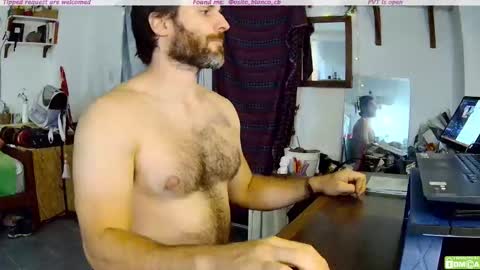 Snapshot of osito_blanco chatting on December 2025 03:37:02 AM Osito Blanco online show from December 2025 03:37:02 AM