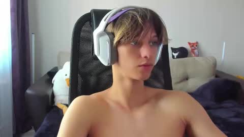 Ostin online show from September 2025 07:09:02 AM