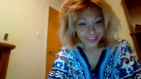 Snapshot of otherroomladycc chatting on September 2025 05:57:01 PM otherroomladycc online show from September 2025 05:57:01 PM