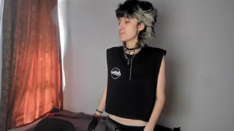 Snapshot of ottoyan_ chatting on February 2025 03:54:02 PM Otto 3 online show from February 2025 03:54:02 PM