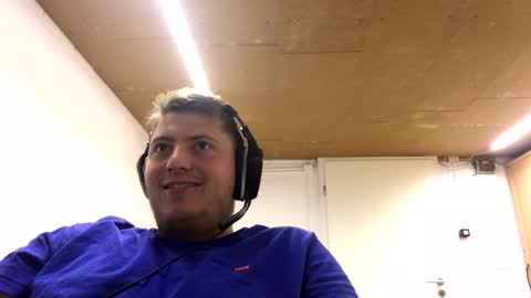 outflayd online show from October 2025 12:37:02 PM