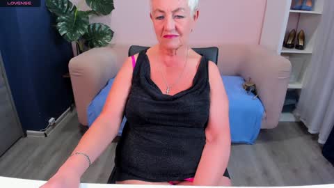 Alla online show from January 2025 12:03:02 PM