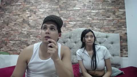 Snapshot of owenandrosecs chatting on December 2025 08:04:02 PM Owen and Rose online show from December 2025 08:04:02 PM