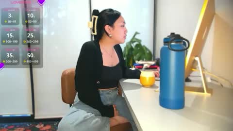 ozhmara online show from October 2025 01:53:02 PM