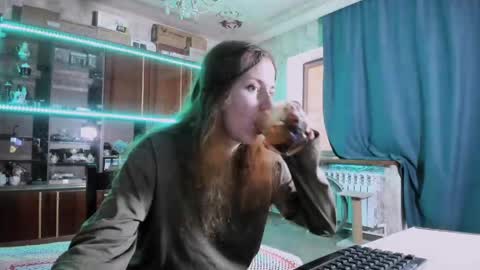 Snapshot of pa1e_pr1ncess chatting on May 2026 06:32:01 AM Ella online show from May 2026 06:32:01 AM