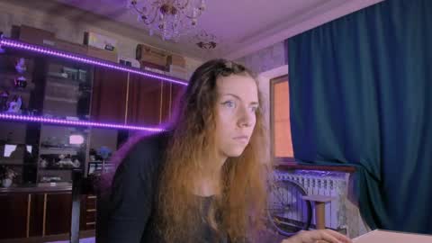 Snapshot of pa1e_pr1ncess chatting on May 2026 06:54:02 AM Ella online show from May 2026 06:54:02 AM