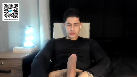 Javi    online show from October 2025 06:15:02 AM