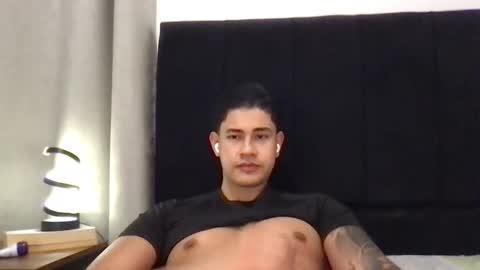 Snapshot of pablo_boston chatting on May 2026 05:47:01 AM Javi online show from May 2026 05:47:01 AM