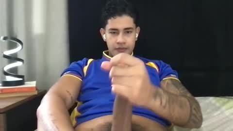 Snapshot of pablo_boston chatting on July 2026 07:16:01 PM Javi online show from July 2026 07:16:01 PM
