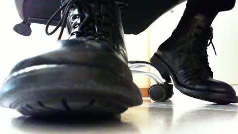 Snapshot of pablomenesssl chatting on February 2025 02:10:02 PM Pablo Meness online show from February 2025 02:10:02 PM