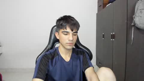 pakun_ online show from December 2024 10:23:01 PM