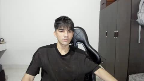 pakun_ online show from January 2025 10:55:01 PM