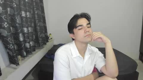 pakun_ online show from October 2025 02:12:01 AM