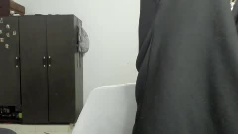 pakun_ online show from November 2025 02:10:02 AM