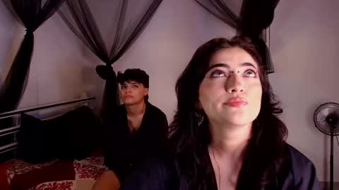 Snapshot of palmerandsony chatting on March 2026 11:51:02 PM online show from March 2026 11:51:02 PM