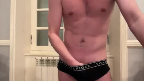 Paluscaz online show from December 2025 12:20:02 AM