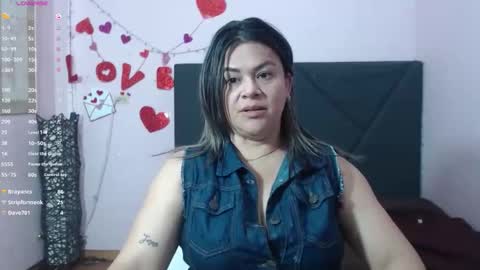 Snapshot of pamela_echeverria chatting on April 2026 05:30:01 PM pamela_echeverria online show from April 2026 05:30:01 PM