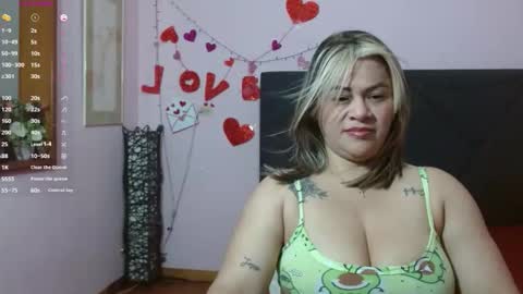 Snapshot of pamela_echeverria chatting on May 2026 11:27:02 AM pamela_echeverria online show from May 2026 11:27:02 AM