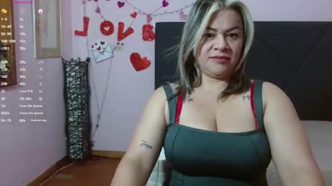 Snapshot of pamela_echeverria chatting on May 2026 11:17:01 AM pamela_echeverria online show from May 2026 11:17:01 AM