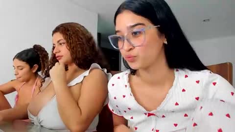 pamela_milleer online show from January 2025 06:14:02 AM