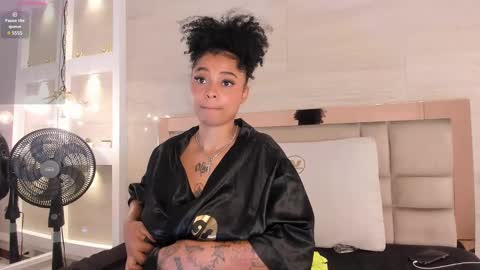 Snapshot of pamela_west chatting on March 2025 10:34:02 PM Pamela West online show from March 2025 10:34:02 PM