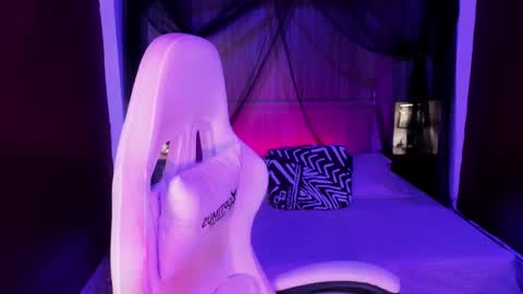  P A M  online show from November 2025 04:36:01 AM