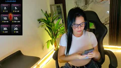 Snapshot of pamelajackson__ chatting on February 2025 01:27:01 AM Paola online show from February 2025 01:27:01 AM