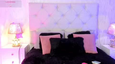 TELL ME PAMELLA AND GIVE ME A GOOD GRADE ITS IMPORTANT online show from February 2026 12:05:02 PM