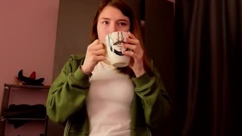 Snapshot of pamilarakestraw chatting on October 2025 10:10:01 PM daniella online show from October 2025 10:10:01 PM