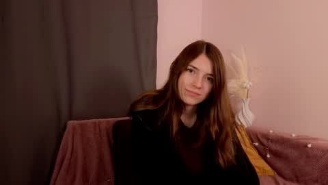 Snapshot of pamilarakestraw chatting on November 2025 07:38:02 PM daniella online show from November 2025 07:38:02 PM