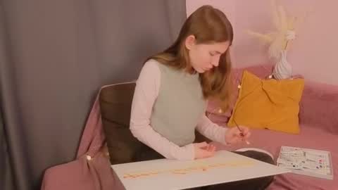 Snapshot of pamilarakestraw chatting on November 2025 07:48:02 PM daniella online show from November 2025 07:48:02 PM